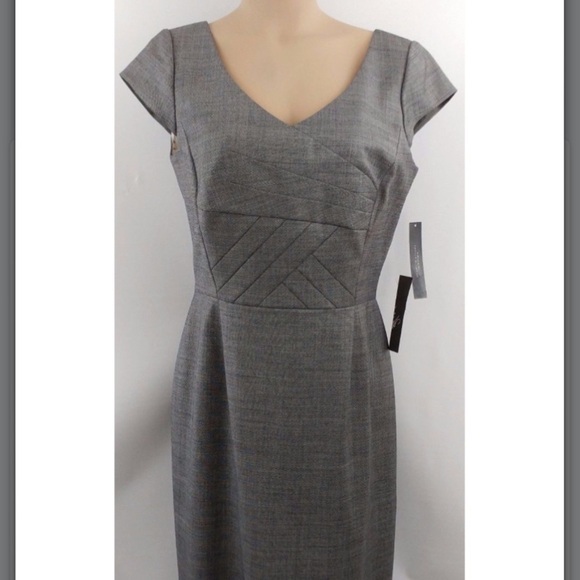 Tahari Dresses & Skirts - Tahari Levine Glenda Dress Womens Sz 10 Black White Sheath Cap Sleeve NWT